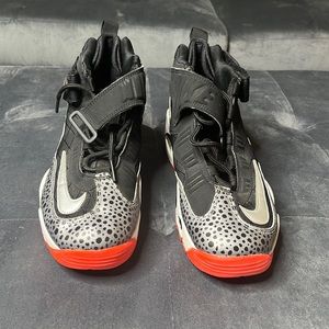 Black, White & Gray Nike Air Griffey’s